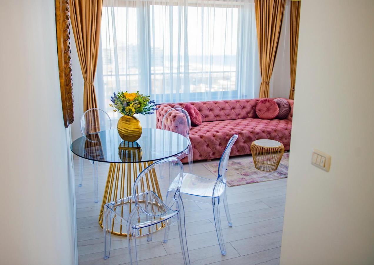 Summerland Luxury Velvet Front Sea View Apartment Мамая Екстериор снимка