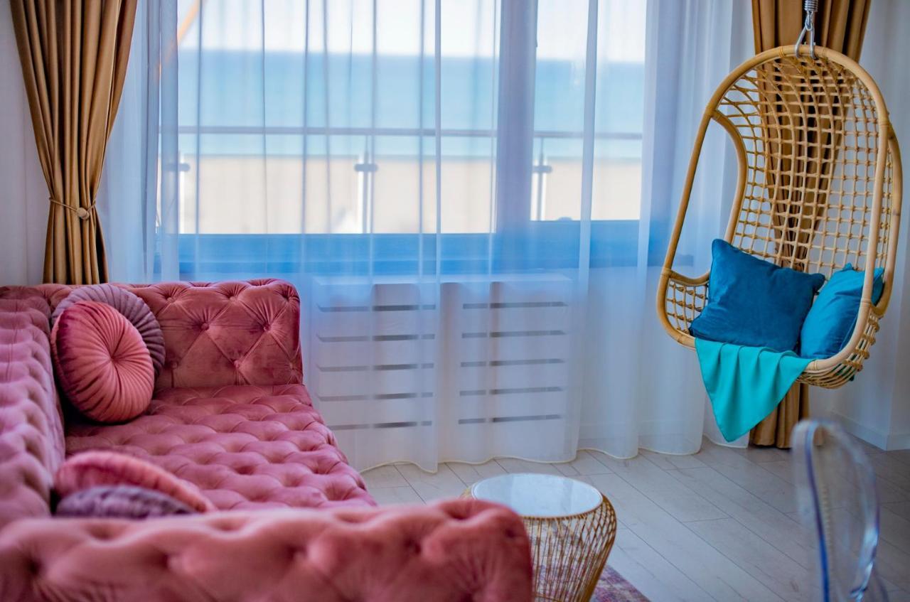 Summerland Luxury Velvet Front Sea View Apartment Мамая Екстериор снимка